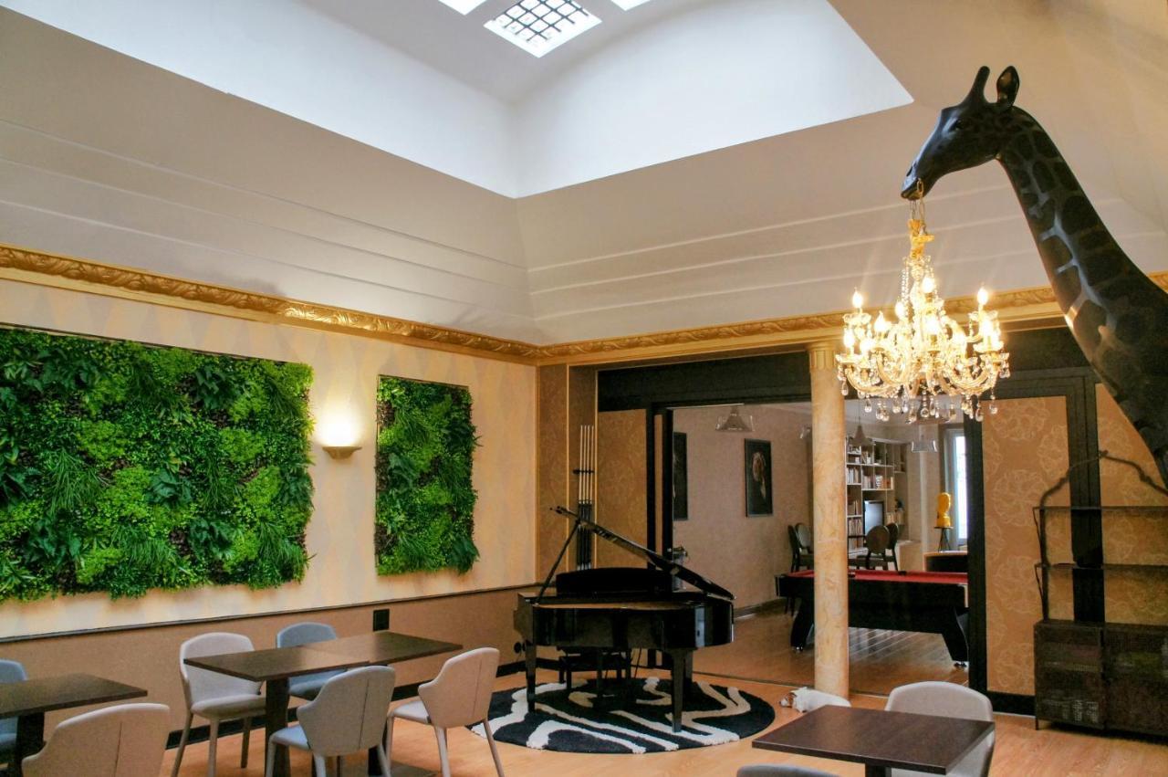 Hotel Arverna Vichy - Clt'Hotel Bagian luar foto