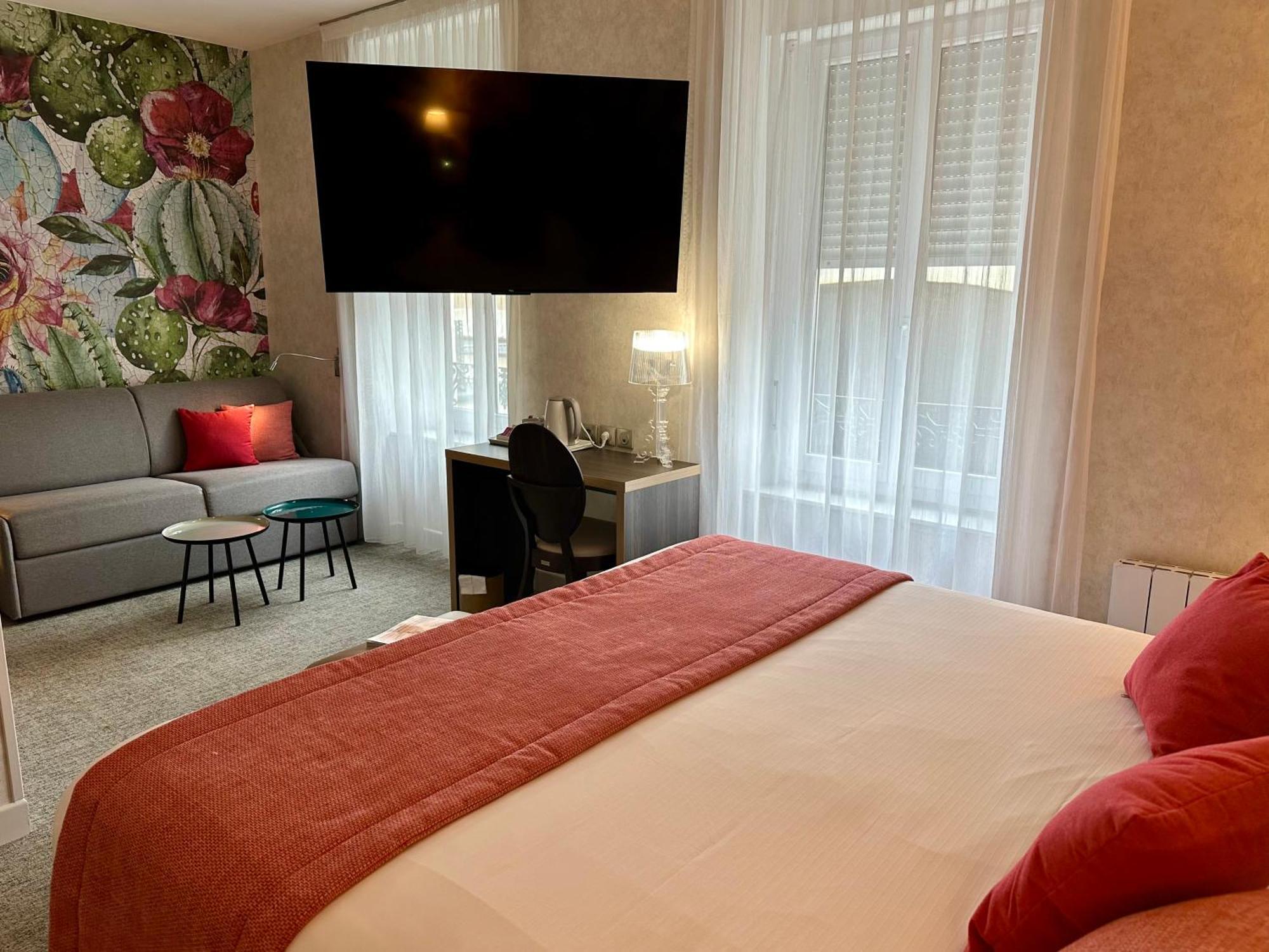 Hotel Arverna Vichy - Clt'Hotel Bagian luar foto