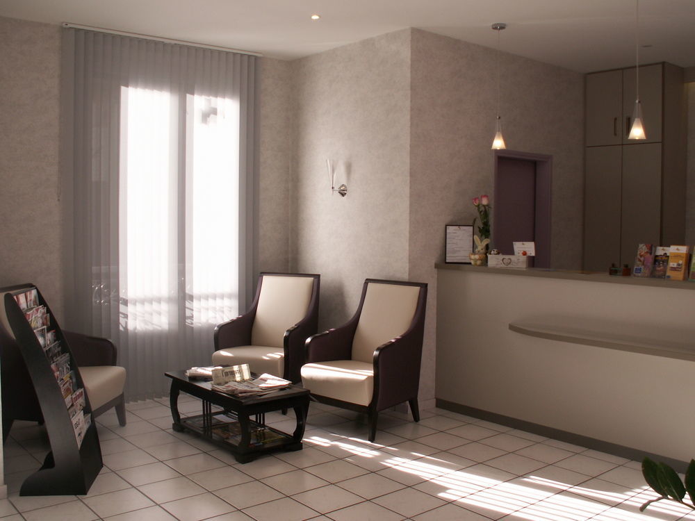 Hotel Arverna Vichy - Clt'Hotel Bagian luar foto